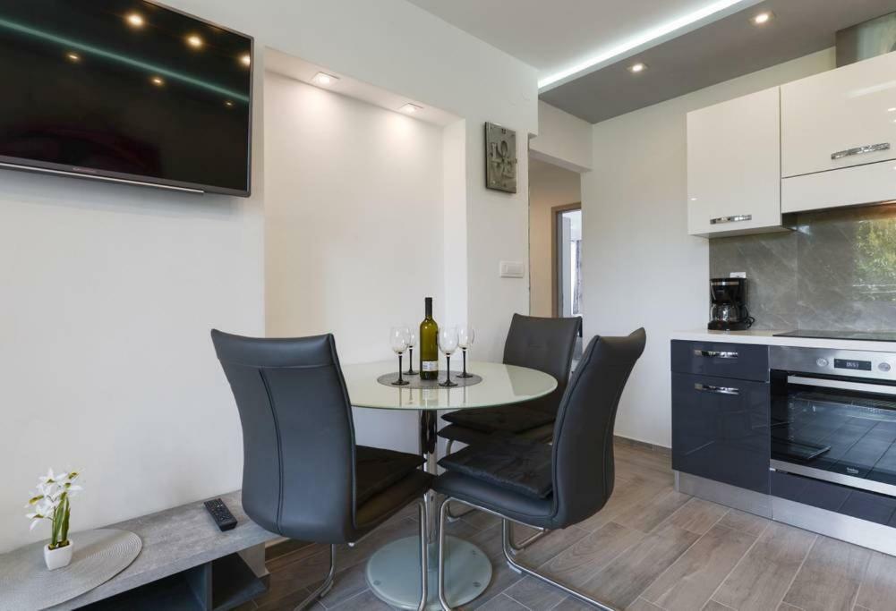 Reza Luxury Apartment *