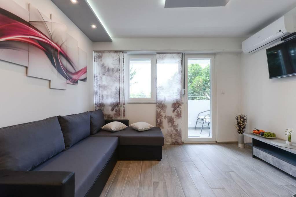 Reza Luxury
