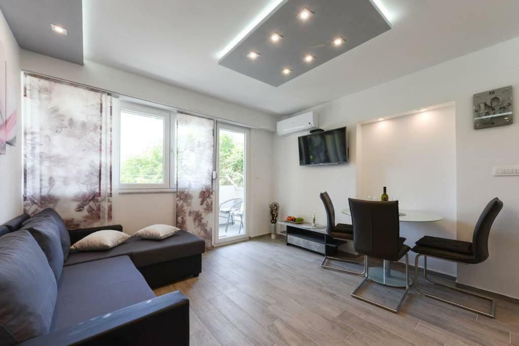 Apartment Reza Luxury *