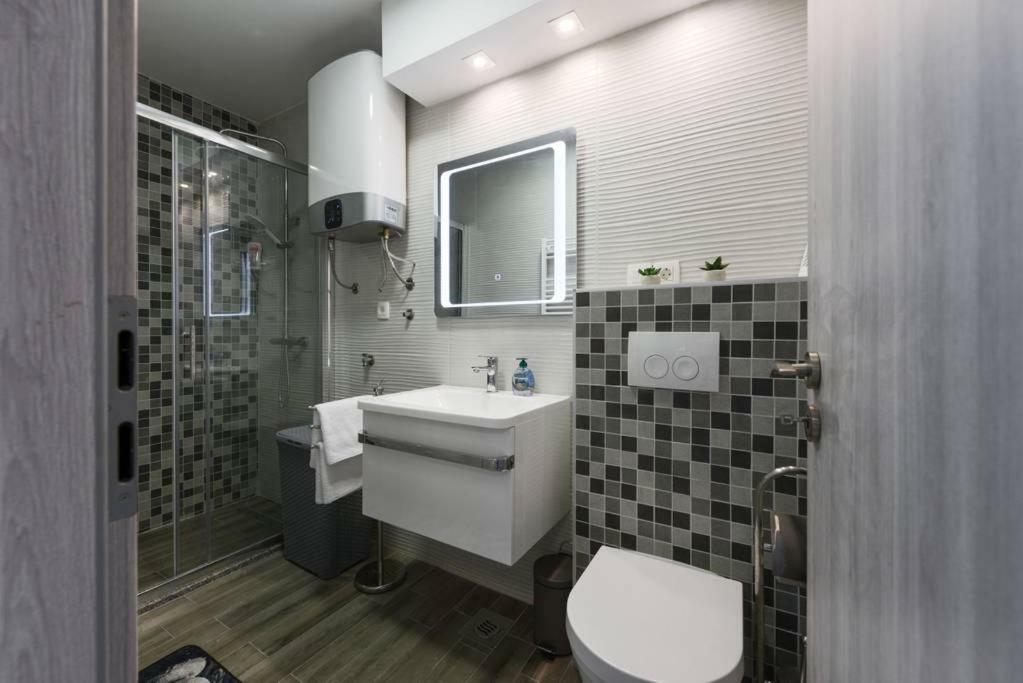 Apartment Reza Luxury *